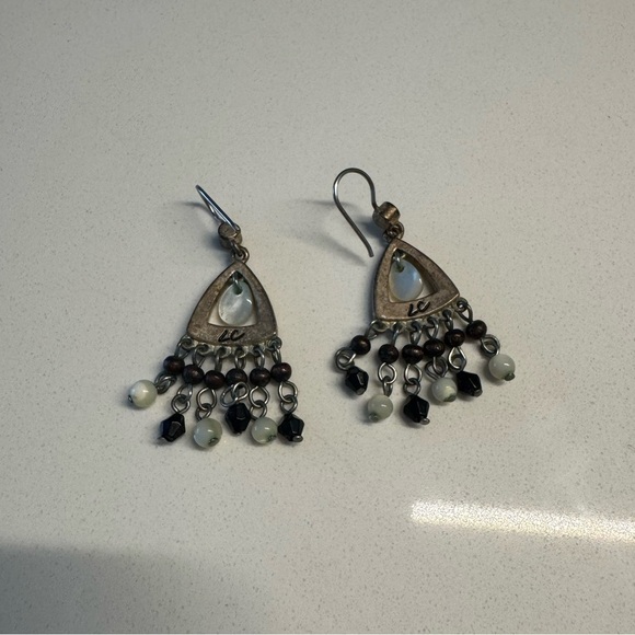 Black white silver beaded drop dangle earrings - Picture 4 of 6